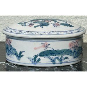 Vintage Oval Chinese Oriental Porcelain Trinket Box/jewelry Box Kitschy